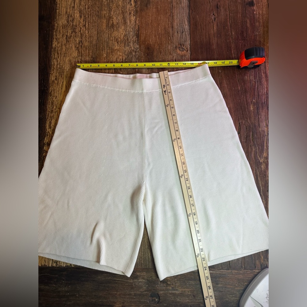 COS Ribbed High-Waist knit Shorts - White